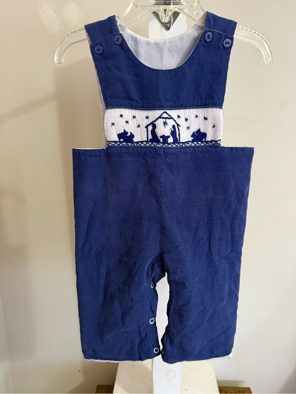 Smocked or Not Smocked Nativity Jon Jon